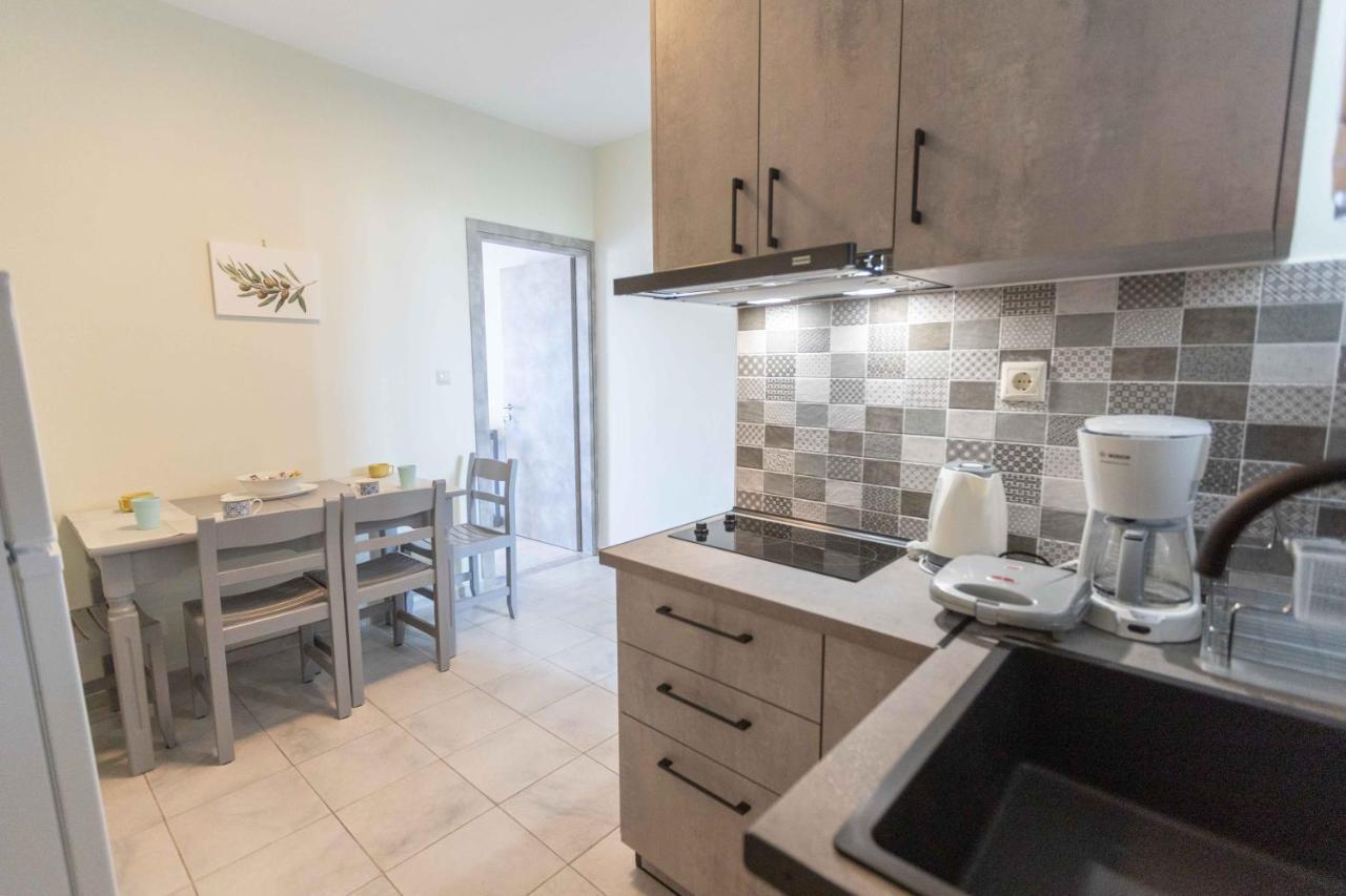 Apartament Pansion Artemis Mavrovoúnion Zewnętrze zdjęcie