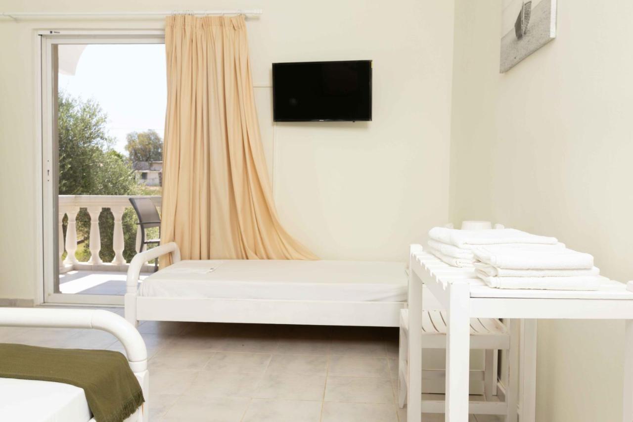 Apartament Pansion Artemis Mavrovoúnion Zewnętrze zdjęcie