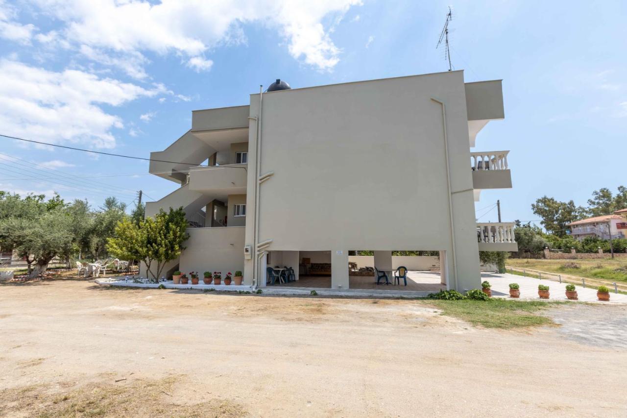 Apartament Pansion Artemis Mavrovoúnion Zewnętrze zdjęcie